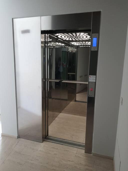 La Finestra Sul Porto Apartment Анкона Екстериор снимка