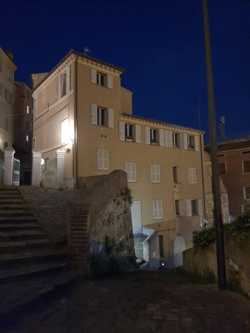 La Finestra Sul Porto Apartment Анкона Екстериор снимка